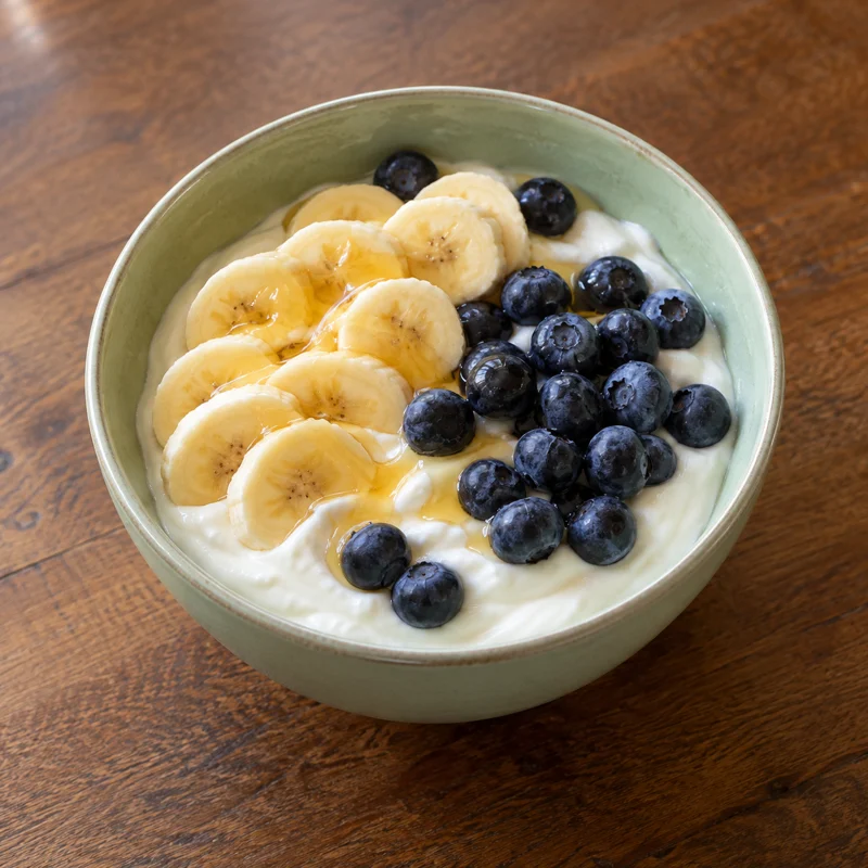 Greek Yoghurt, Banana & Blueberries